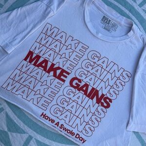 Bulk Gear - Cropped tee